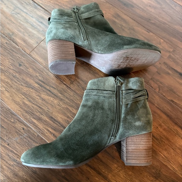 Olive Green Jenna Suede Ankle Boots by Violet & Red-Size 8M - Picture 6 of 12